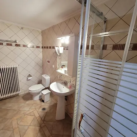 Xenonas Epavli 3* Levídhion