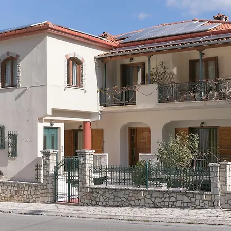 Guest house Xenonas Epavli *